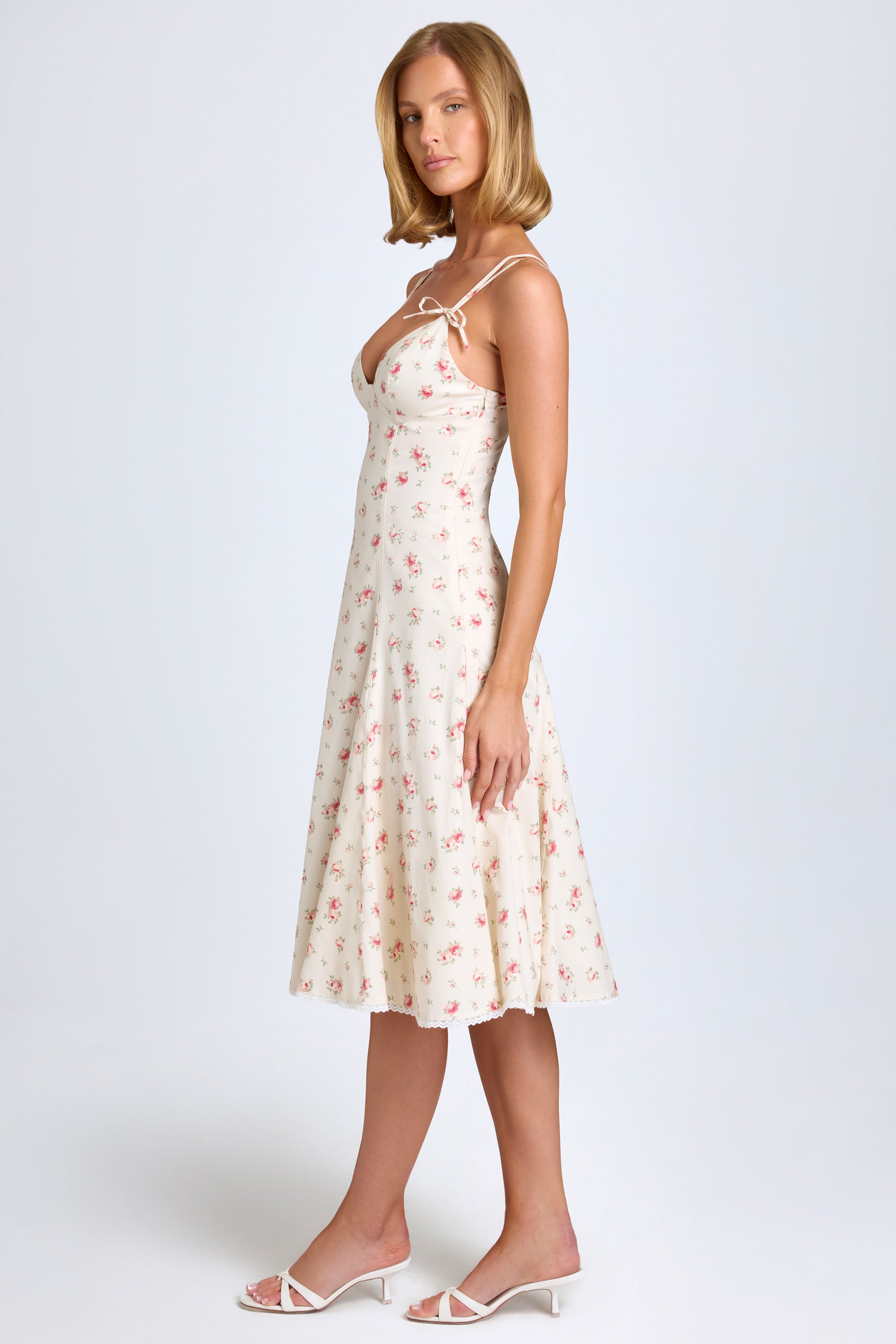 Bow-Detail Lace-Trim A-Line Midi Dress in Small Rose Print